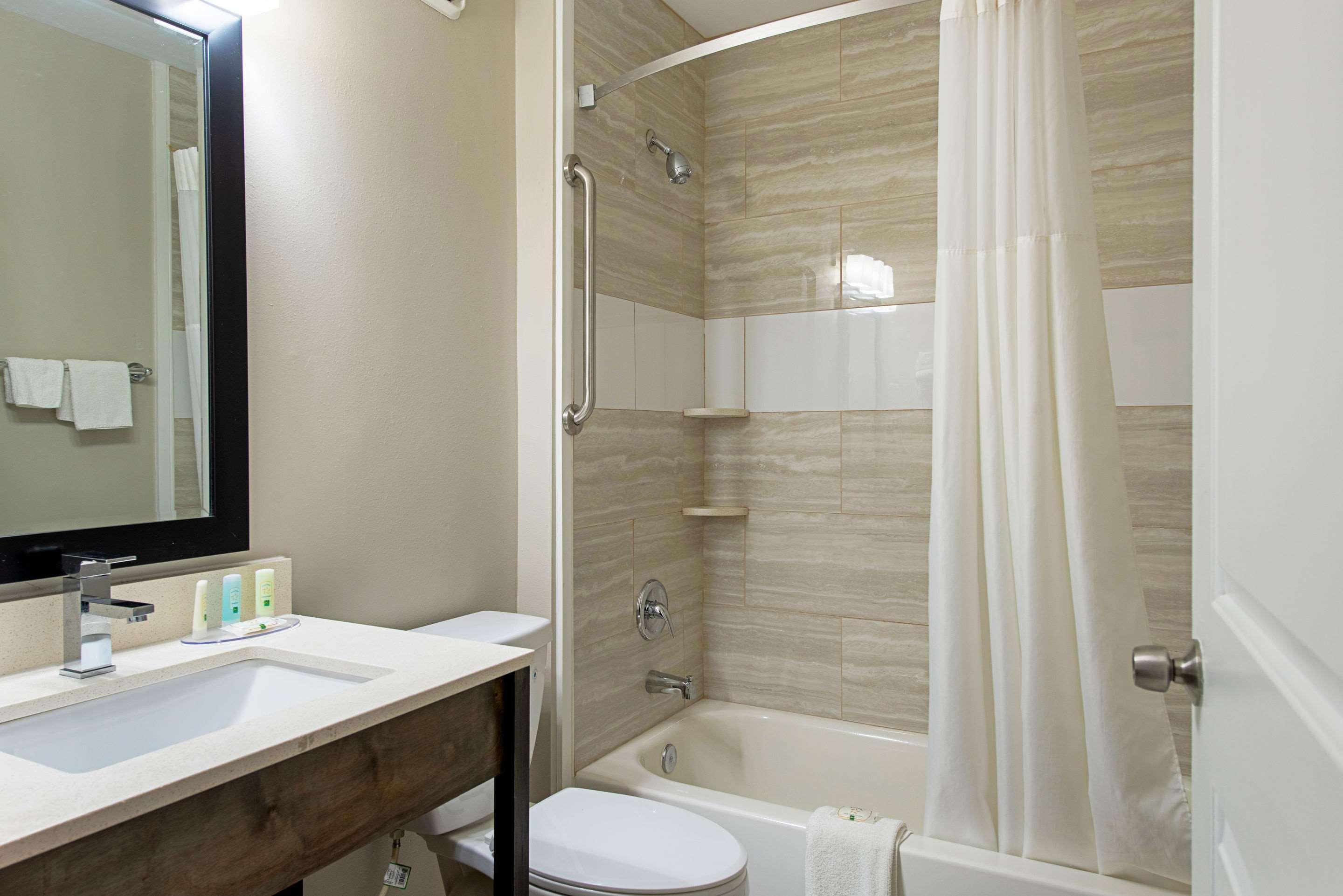 Quality Inn Mishawaka Near Notre Dame Esterno foto